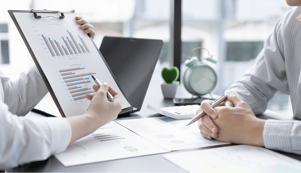 Ava DiPretoro Business & Financial Consulting